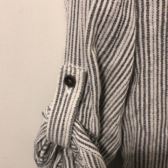 Sonoma Black and White Striped 3/4 Length Sleeve Short. Size PS. - Picture 2 of 5